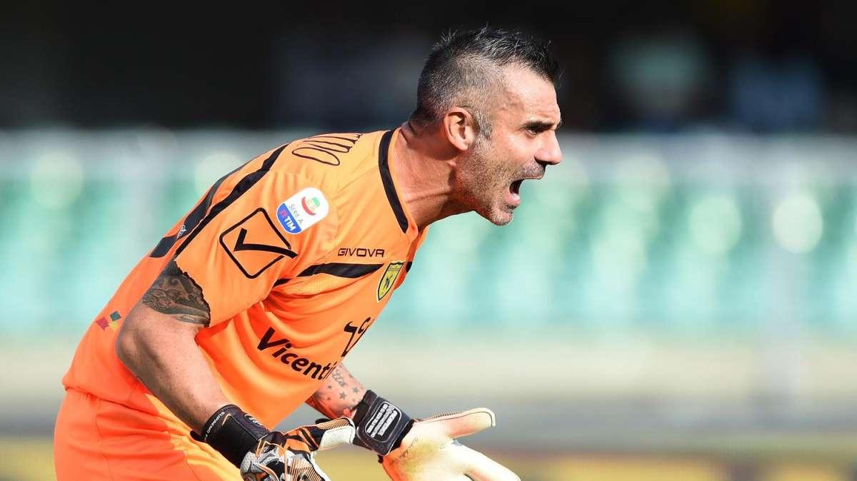 ESCLUSIVA TC - STEFANO SORRENTINO: "Il Cagliari ha svoltato: ora comincerà a raccogliere per quanto seminato. Viola meglio da trequartista: scorge corridoi che gli altri non riescono a vedere. Sono contento per il mio 'fratellino' Goldaniga"