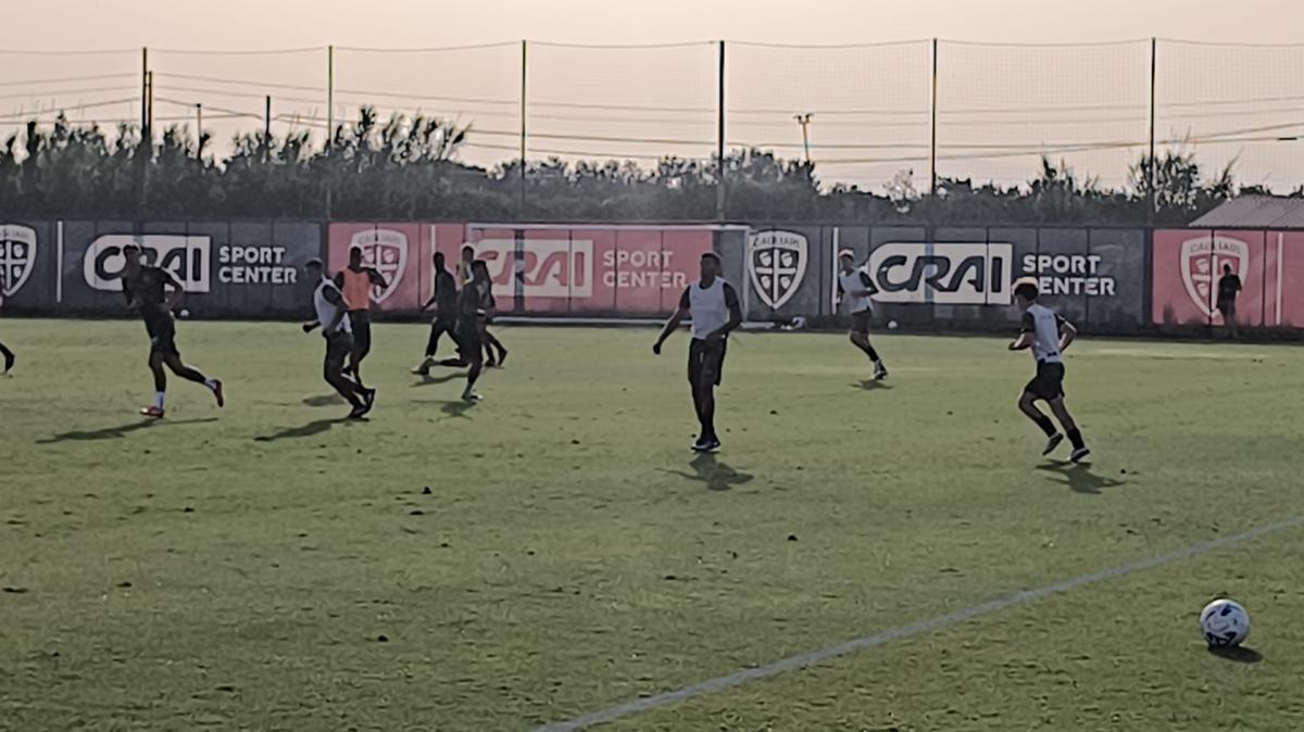 La sgambata rossoblù, L'Unione Sarda: "Caldo, gol e sorrisi. Cagliari a raffica nel primo test: 12-1"