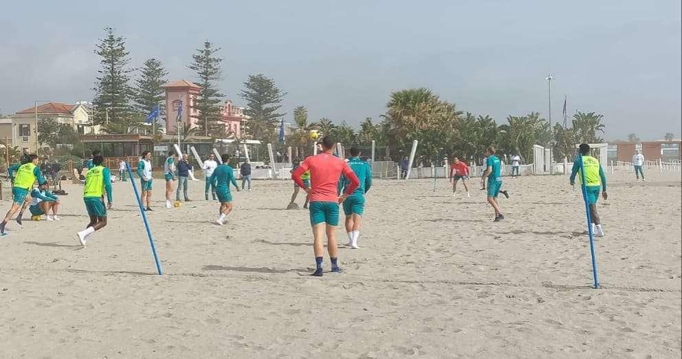 L'avventura al Poetto del Cagliari conquista tutti: "Sembra Rio, ma è Cagliari"