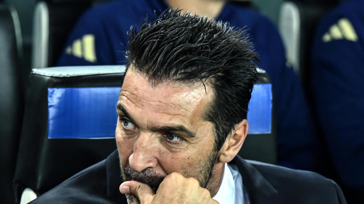Buffon: "Gigi Riva e Gianluca Vialli erano due esempi mirabolanti"