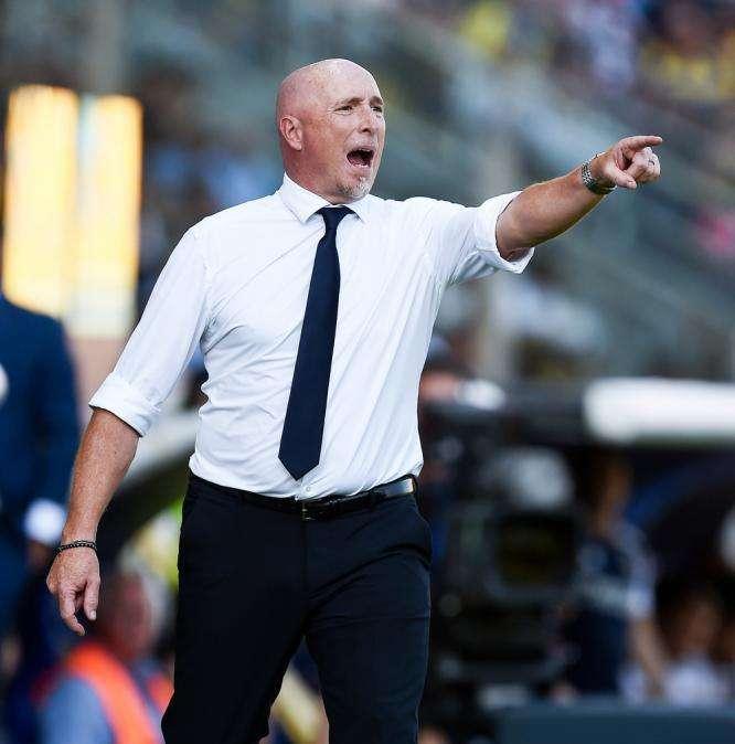Maran: "Simeone e Olsen già integrati. Rigore? Se parlo io..."