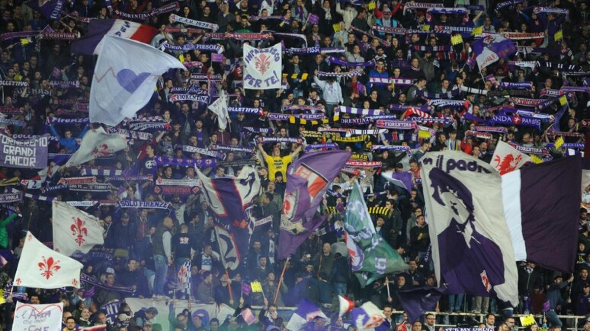 Dalle bandiere a eventi celebrativi, al via festa Firenze per 100 anni Fiorentina