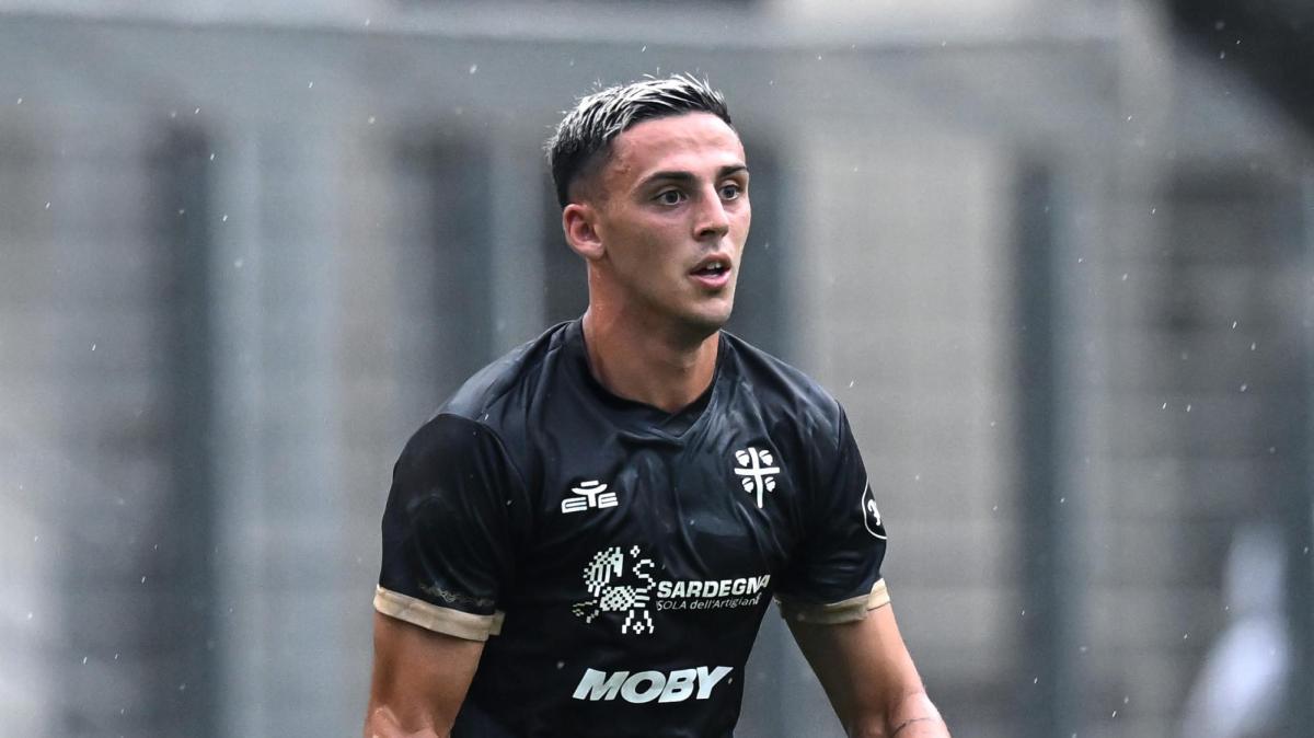 Fiorentina in vantaggio su Napoli per Zappa: affare in chiusura