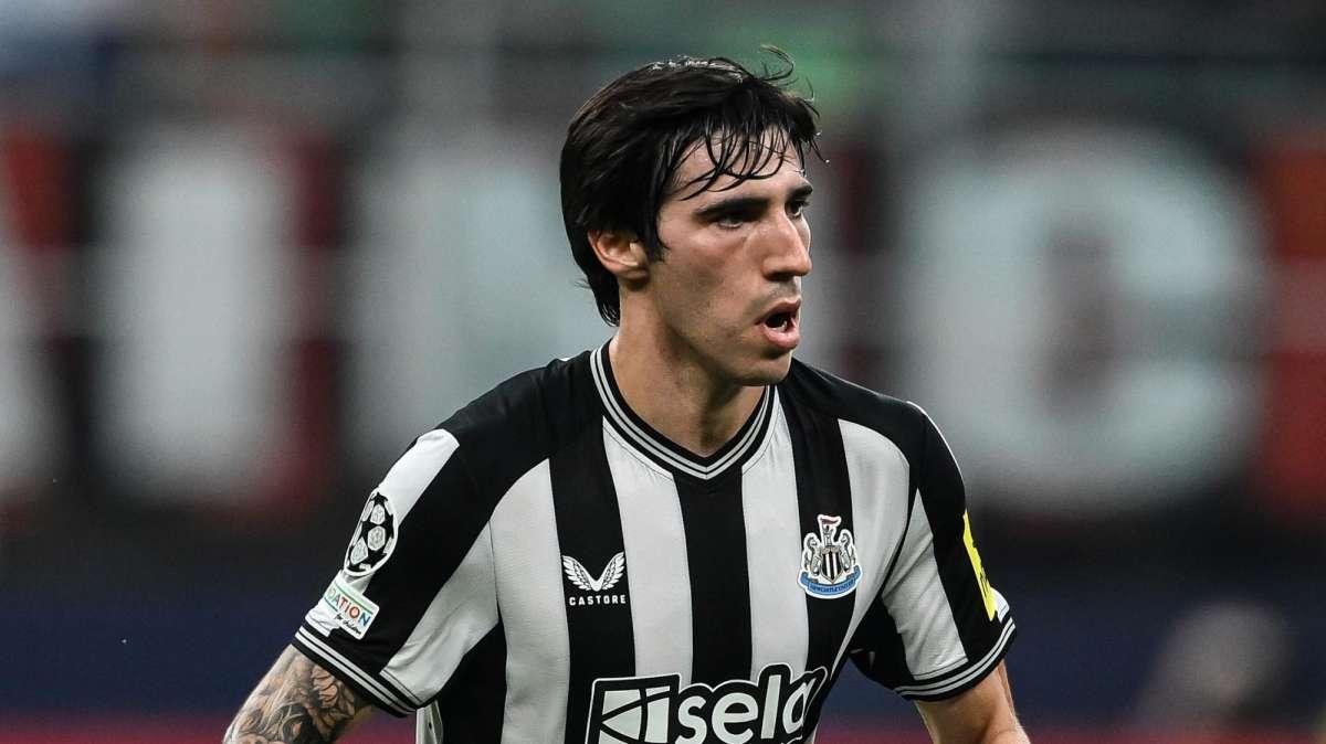 Tonali, scoppia un altro caos scommesse. Il Newcastle: "Sostegno a Sandro"
