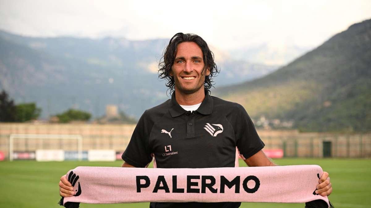 Palermo, debutto con gol per Augello: 9-0 nella prima amichevole stagionale rosanero
