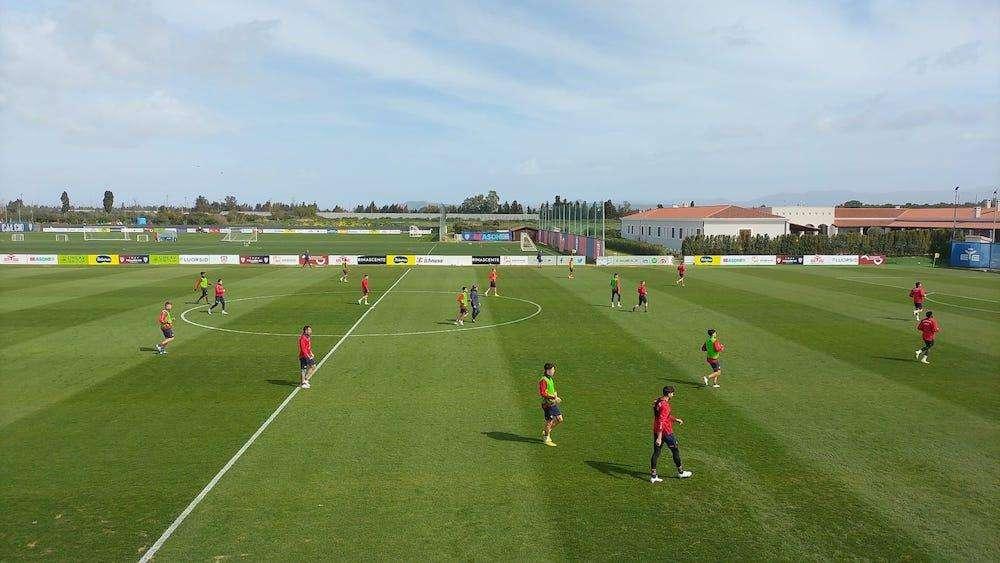 L'Unione Sarda - Cagliari, l'allenamento è una festa. Ranieri prova una formazione molto "reale"