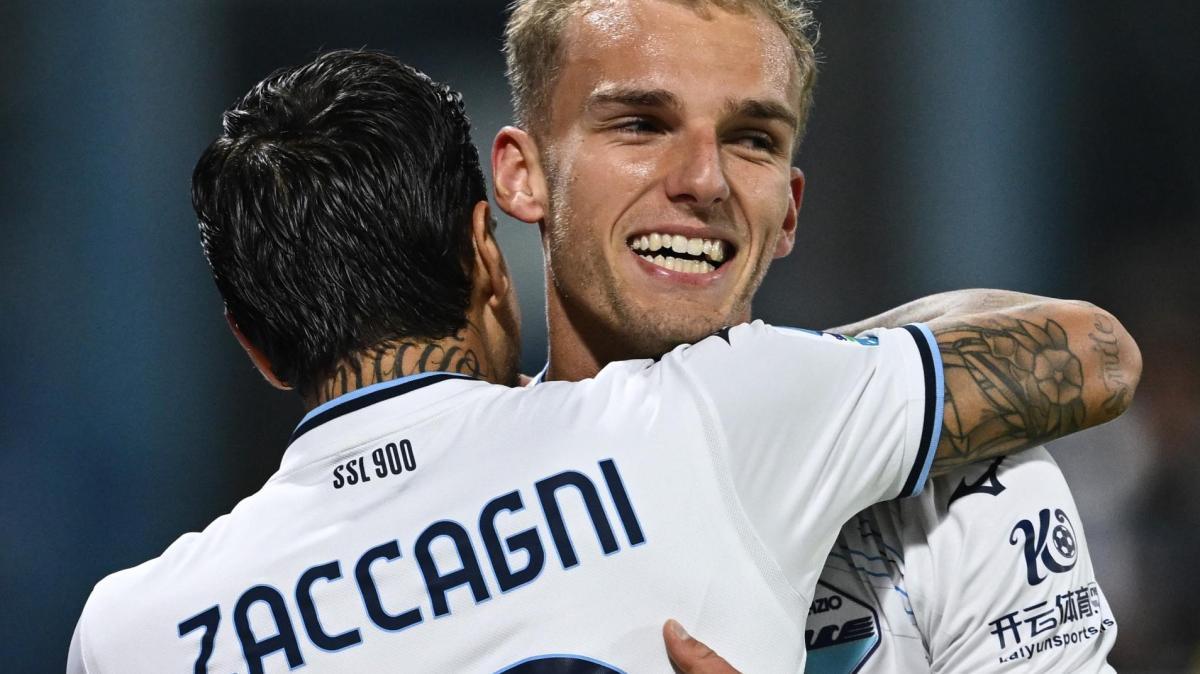 Domenica arriva il Cagliari. Leggo: "Sogno continuo. Con Zaccagni e Isaksen la Lazio ha messo le ali"
