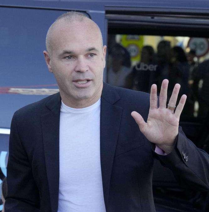 Mondiali 2030: Iniesta lancia la Spagna: "Ispiriamo i giovani"
