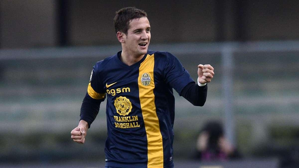 Occhi su Juanito Gomez del Verona