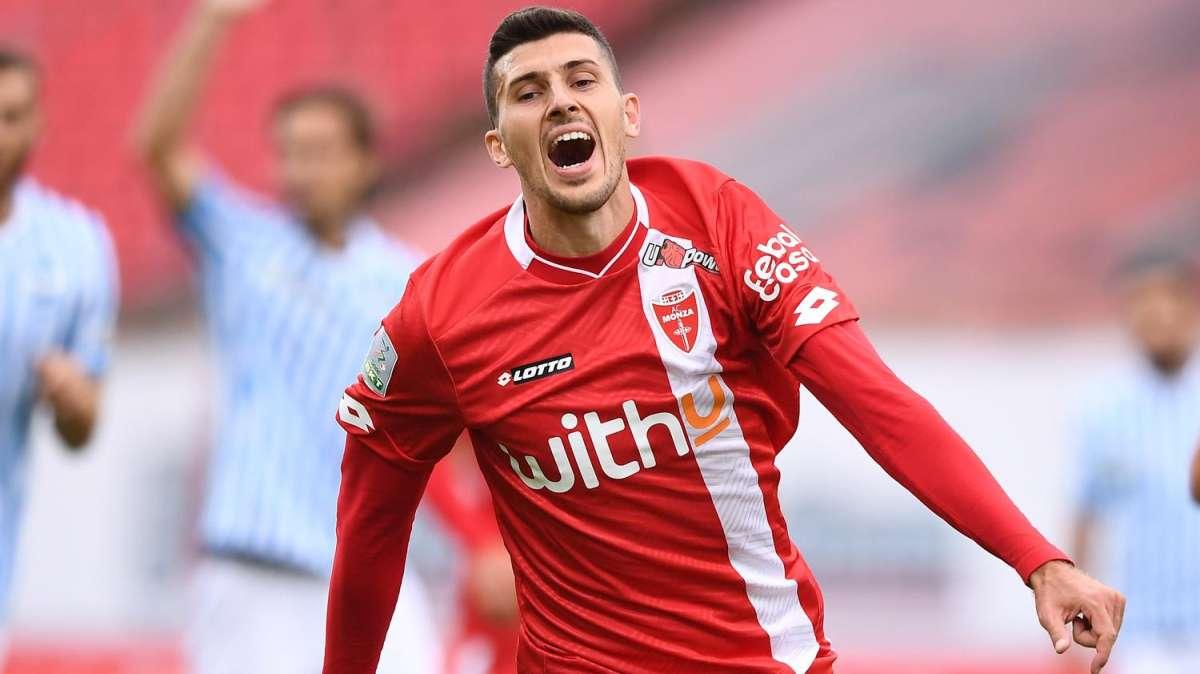 L'Unione Sarda - Puscas e Maric le alternative a Lapadula. E attenzione a Donnarumma