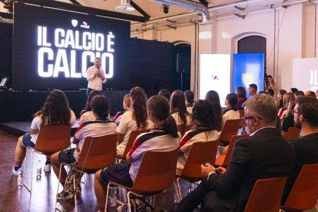 Piras (responsabile Cagliari Calcio Femminile): "La prospettiva di crescere non si limita al campo"