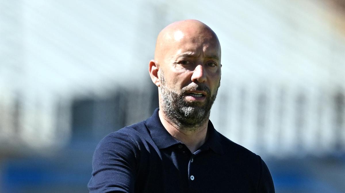 Bucchi: "Resto ad Arezzo. La serie B è di tutta la città"