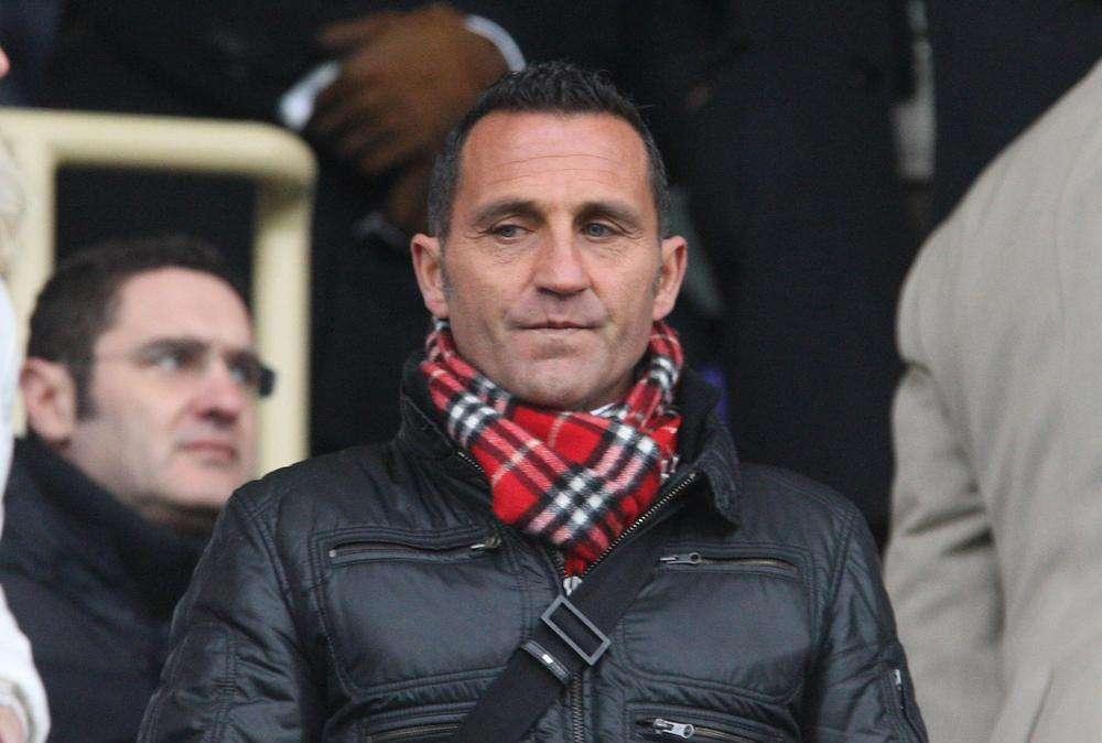 Di Livio osserva i rossoblù