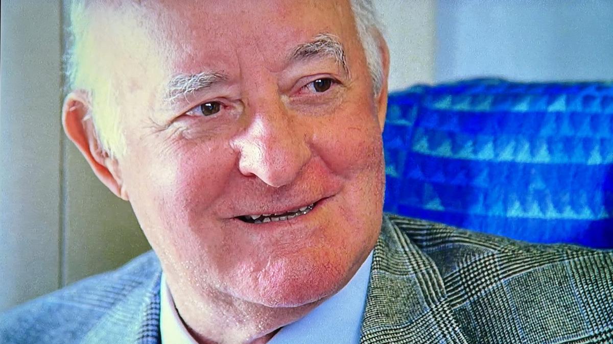 Mazzone oggi avrebbe compiuto 89 anni: il ricordo del tecnico che portò il Cagliari in Coppa UEFA