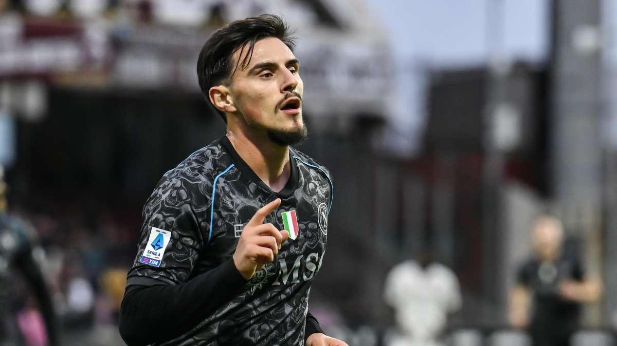 Napoli, Elmas: "Mazzarri ha fatto cose incredibili"