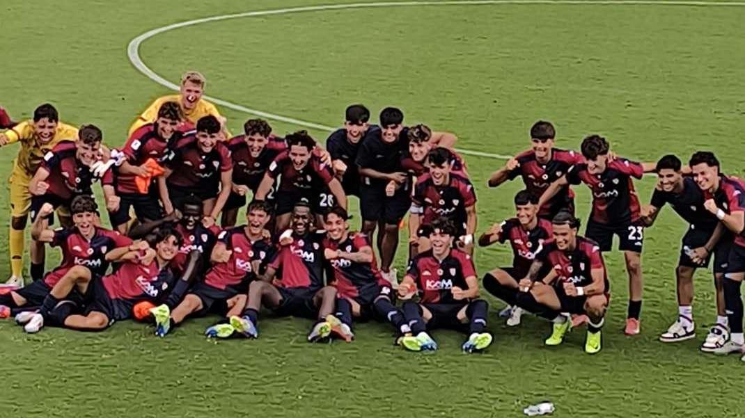 Primavera, il gol capolavoro di Grandu decide il match contro la Lazio. Il Cagliari: "Forza ragazzi, ora testa alla Supercoppa"