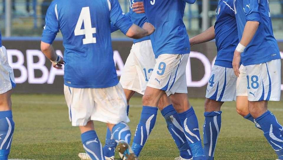 Under 18, Evani chiama Dametto