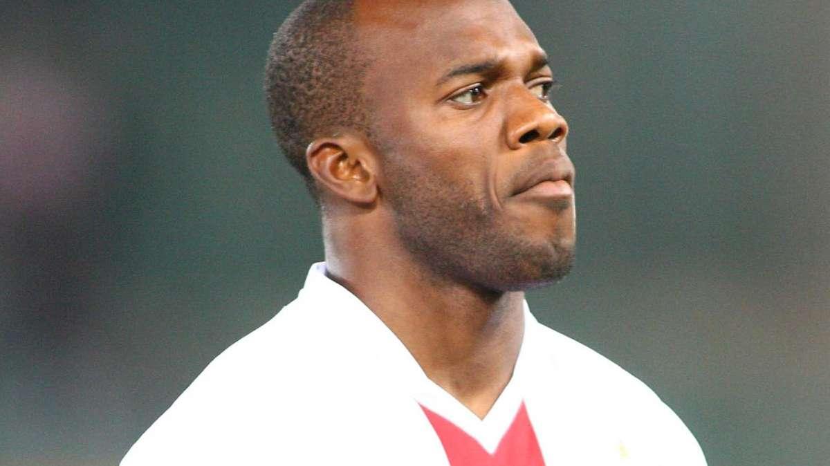 Suazo, c'è il Novara