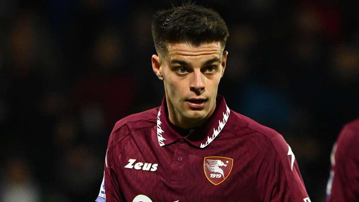 Salernitana, Pierozzi: "Oggi punto di partenza per la salvezza"