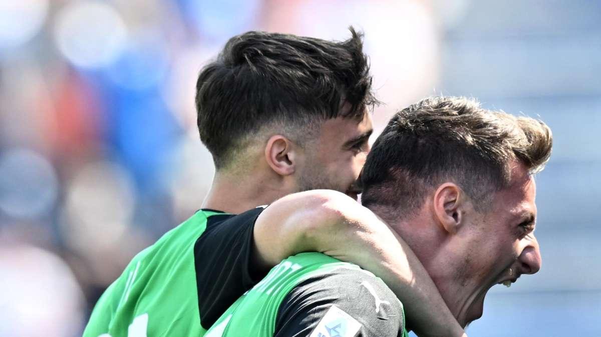Fiorentina, sondaggio per Pinamonti. Sulla punta anche Como e Parma