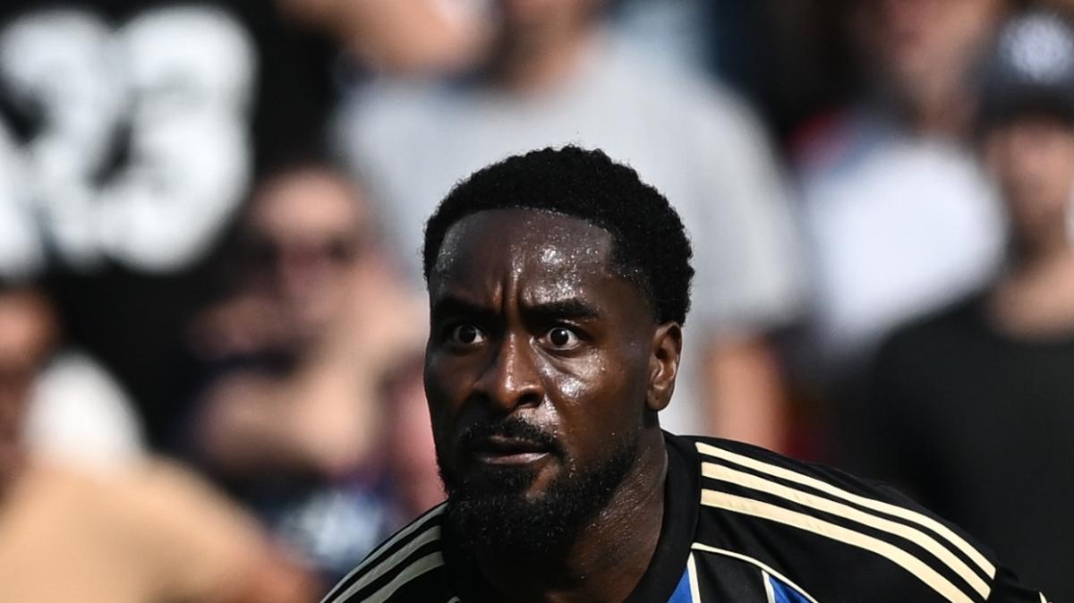 Un altro angolano per il Cagliari. Gazzetta: "Nzola è il nuovo rinforzo per l'attacco di Pisacane. Ecco perchè i rossoblù hanno puntato su di lui..."