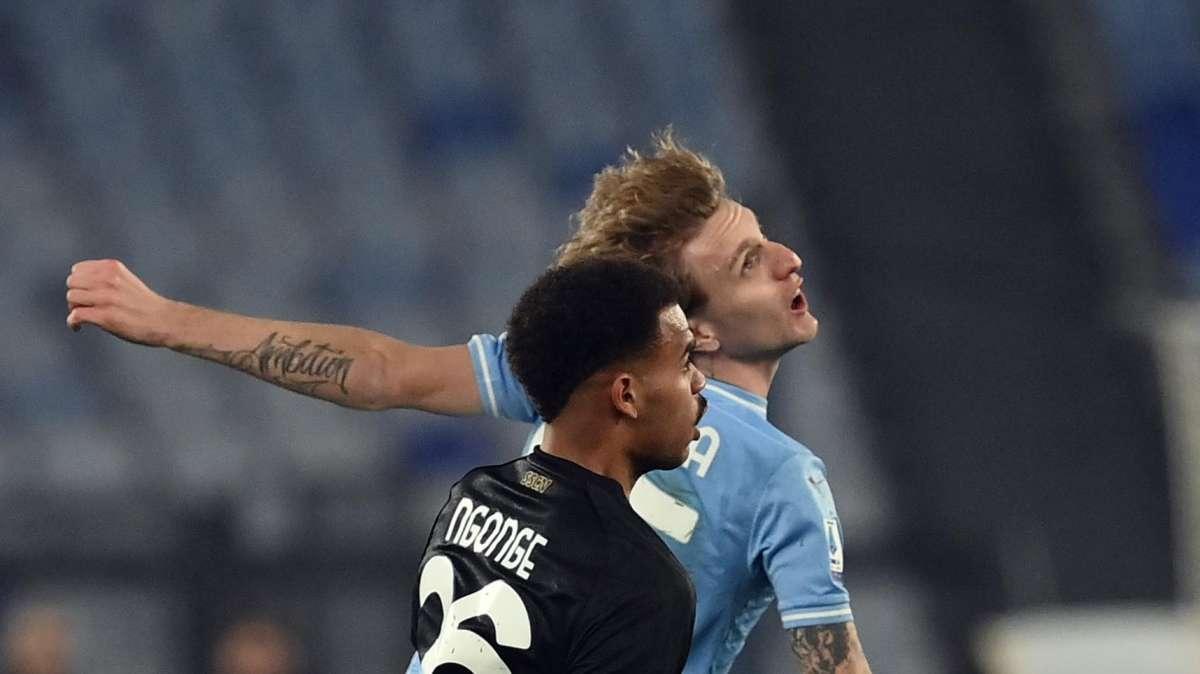 Serie A, pari a reti bianche tra Lazio e Napoli: la classifica aggiornata