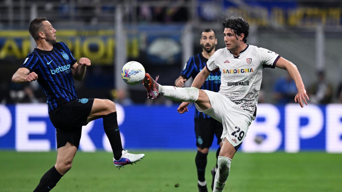 Ansa, Pisacane pensa al duo Borrelli-Maldini in avanti
