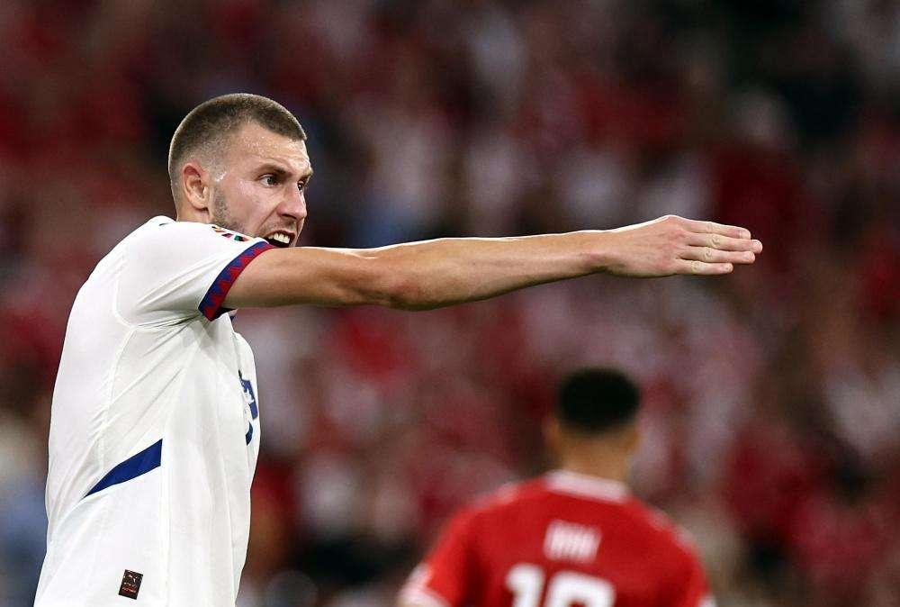 E' ufficiale, Pavlovic nuovo giocatore del Milan