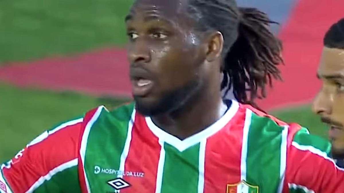 UFFICIALE - Cagliari, sfuma Gaspar. L'angolano è un giocatore del Lecce