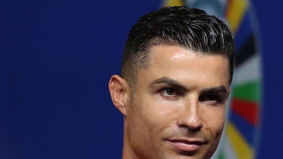 Ronaldo incanta a 39 anni: segna ancora in rovesciata: "Un gol bellissimo, devo rivederlo!"