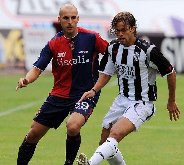 Palermo-Cagliari, presenta Ferri: “Sardi favoriti, ultimo appello per i siciliani”