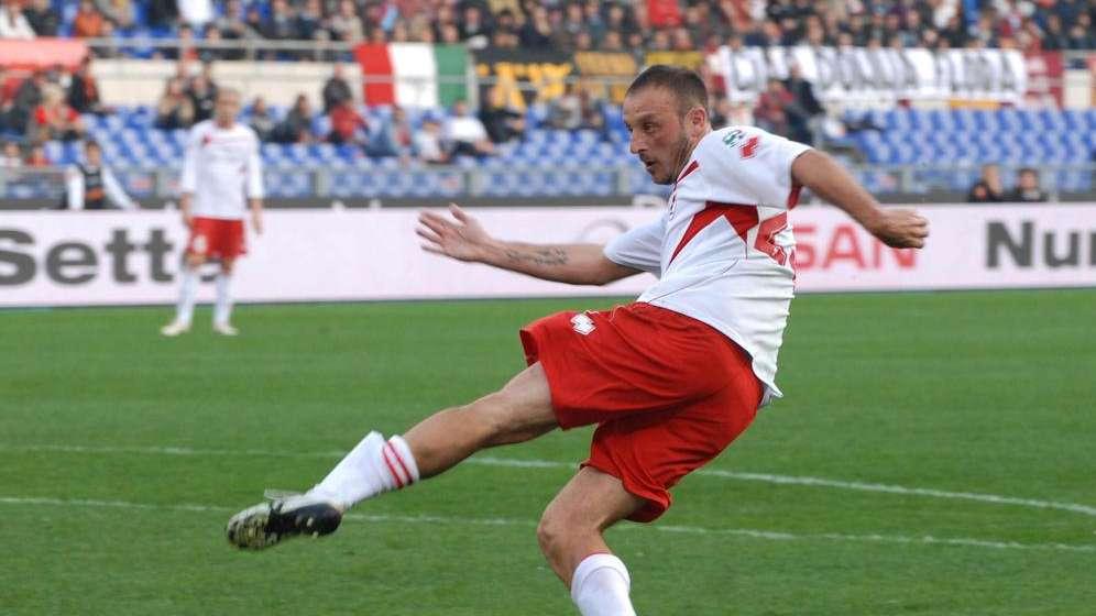 ESCLUSIVA TC - ANTONIO LANGELLA: "Latita il contributo degli attaccanti. Ma il problema è che il Cagliari si sveglia solo dopo aver incassato il gol: questo atteggiamento sta costando caro. Le potenzialità sono ottime: la squadra deve ritrovarsi"