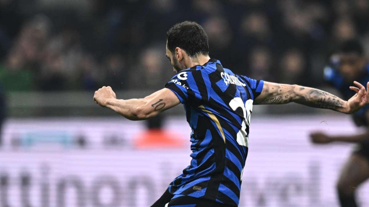 Serie A, termina 1-1 il big match tra Inter e Napoli: Calhanoglu fallisce un rigore