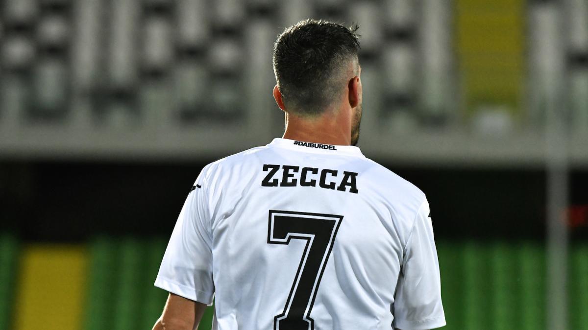 UFFICIALE - Torres, arriva l'esterno Giacomo Zecca