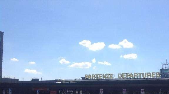 Bari-Cagliari è la finale dei playoff di Serie B ma muoversi dalla Sardegna in aereo è sempre più complicato e costoso
