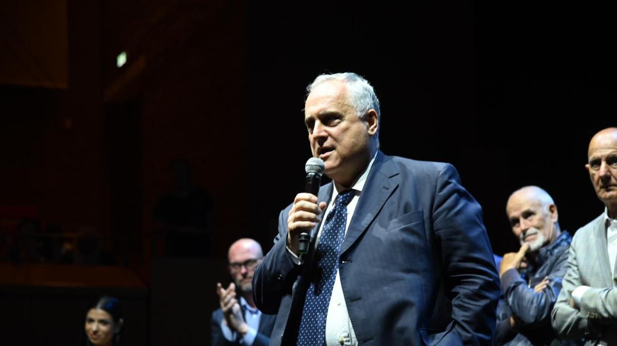 Reggina, è ufficiale il passaggio a Claudio Lotito