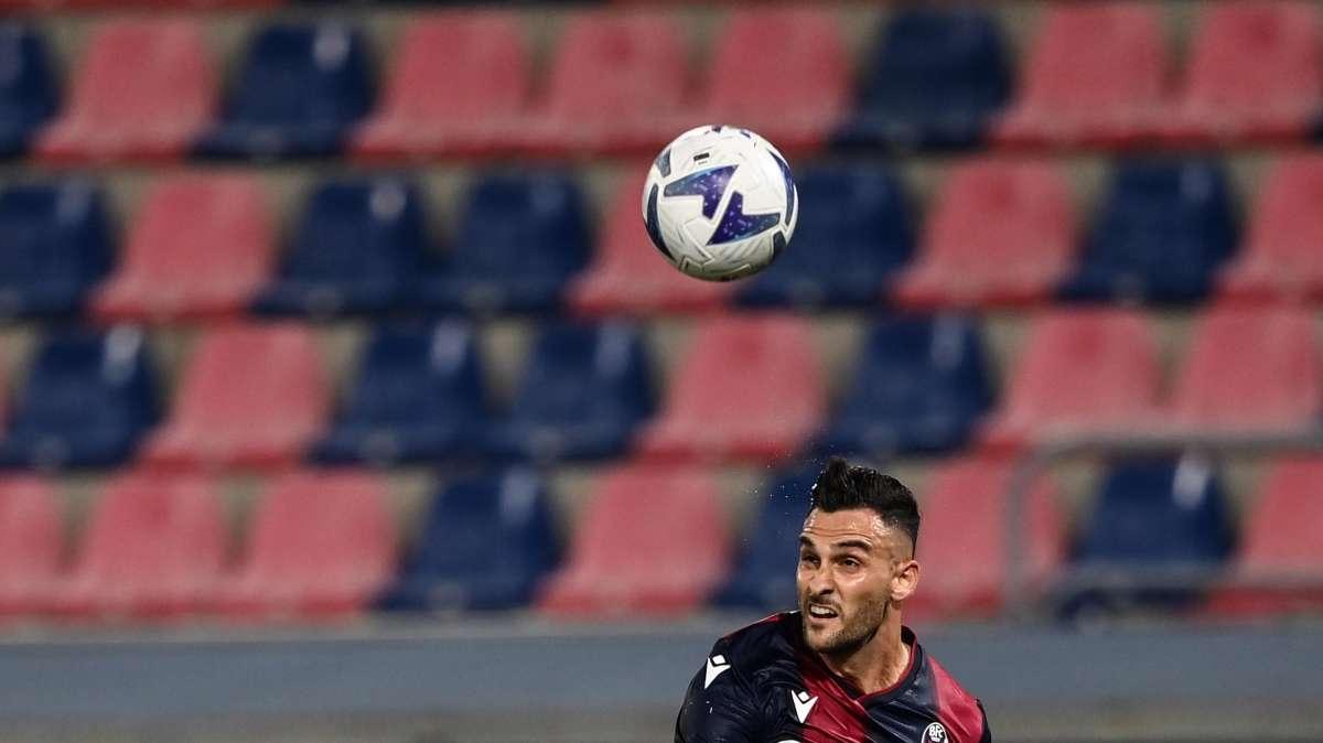 Scommesse, deferiti tre giocatori di Serie B