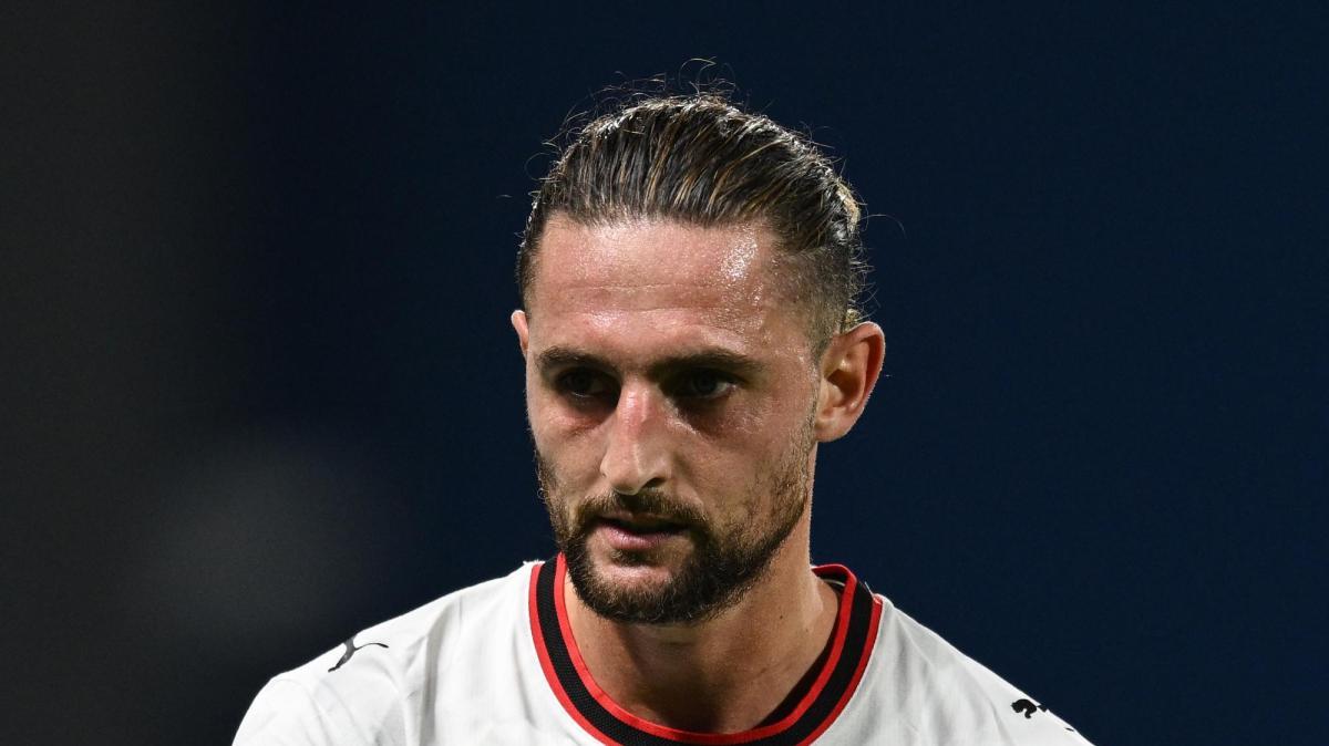 Serie A, il Milan si illude per quattro minuti: il Sassuolo risponde a Rabiot, finisce 1-1