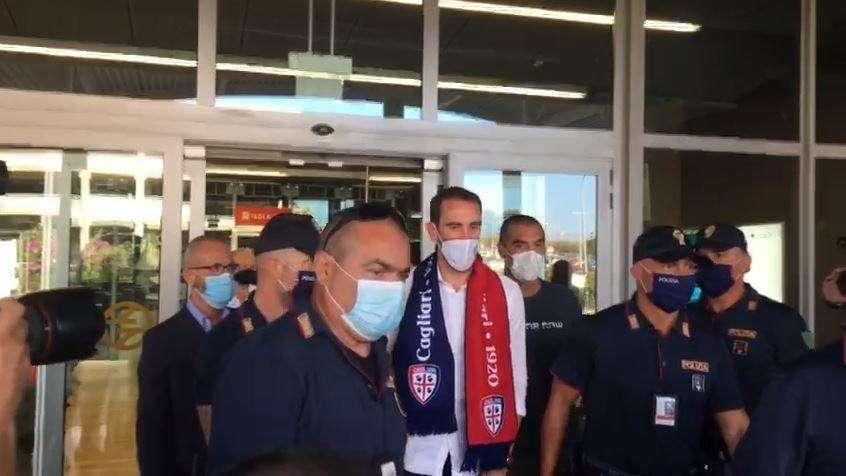 Alle 18.30 la presentazione di Godin. Segui la diretta su TuttoCagliari.net