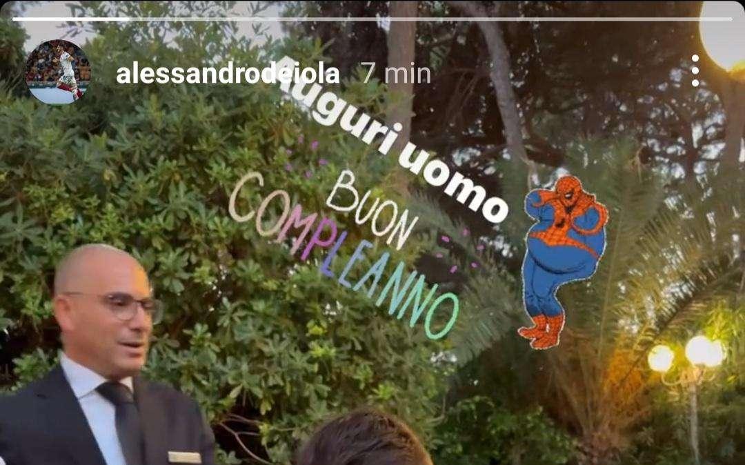 Deiola trascorre le vacanze in compagnia di Cragno e celebra il compleanno dell'ex compagno
