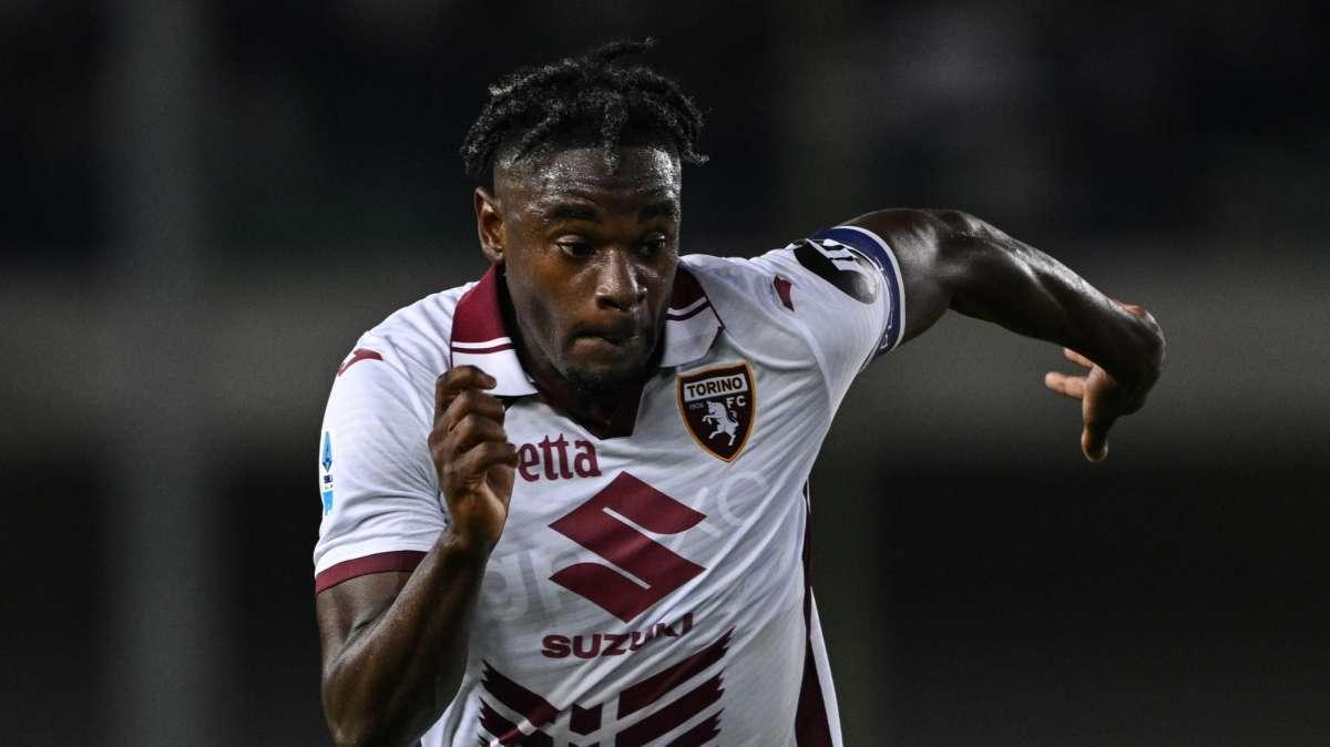 Torino, Duvan Zapata rinnova fino al 2027. Il comunicato