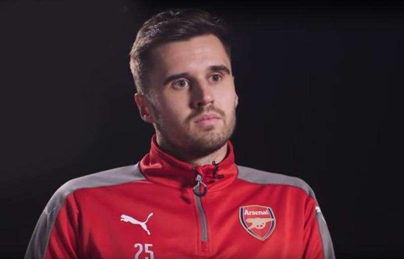 Cagliari, per il dopo Isla spunta il nome di Jenkinson