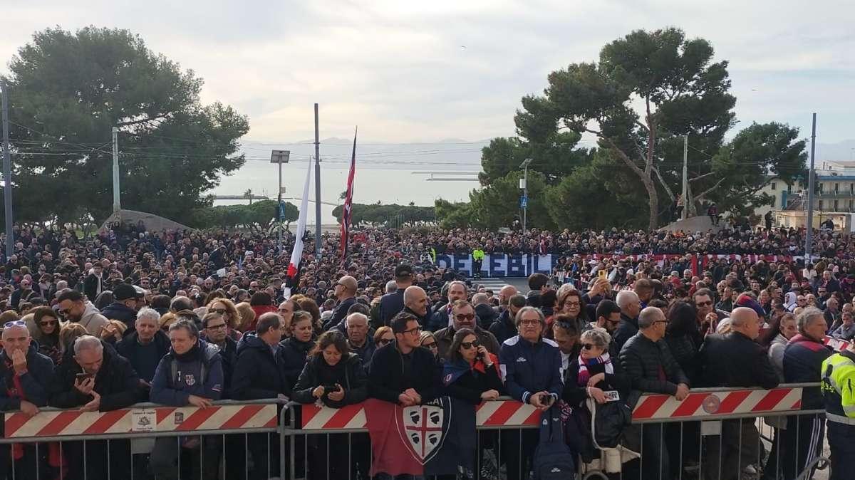 L'omaggio degli Sconvolts: "C'è solo un GIGI RIVA" (VIDEO)