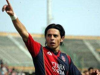 Napoli-Cagliari, Esposito: “Azzurri favoriti, ma vietato sottovalutare i rossoblù. E su Borriello...”