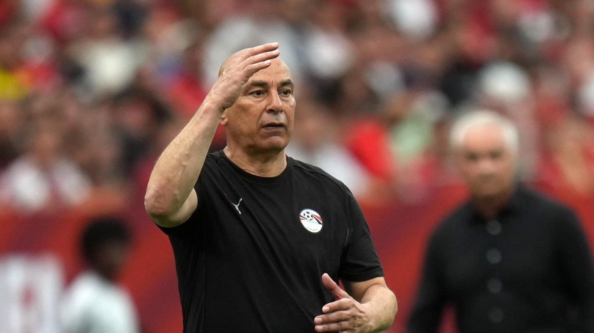 Mondiali, i ct di Egitto e Iran dribblano tema Pride: "Rispetto ma pensiamo al calcio"