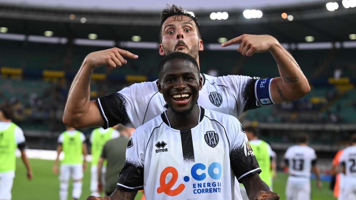 Coppa Italia, impresa del Cesena: i romagnoli vincono a Verona e passano il turno