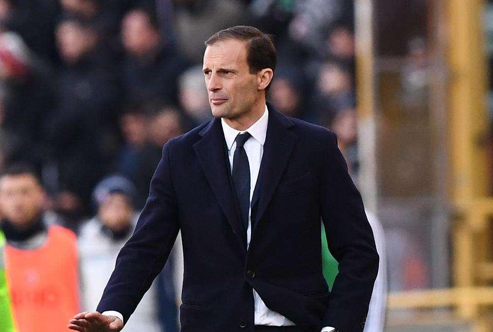 ACCADDE OGGI - Il Milan dell'ex Allegri fa lo sgambetto al Cagliari a San Siro: non basta il pareggio provvisorio di Sau