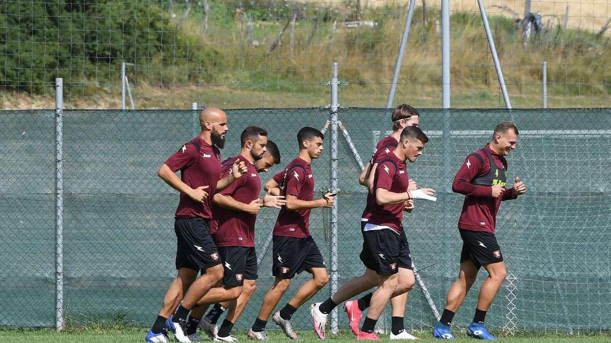 La Salernitana punta Galdames e Martinez