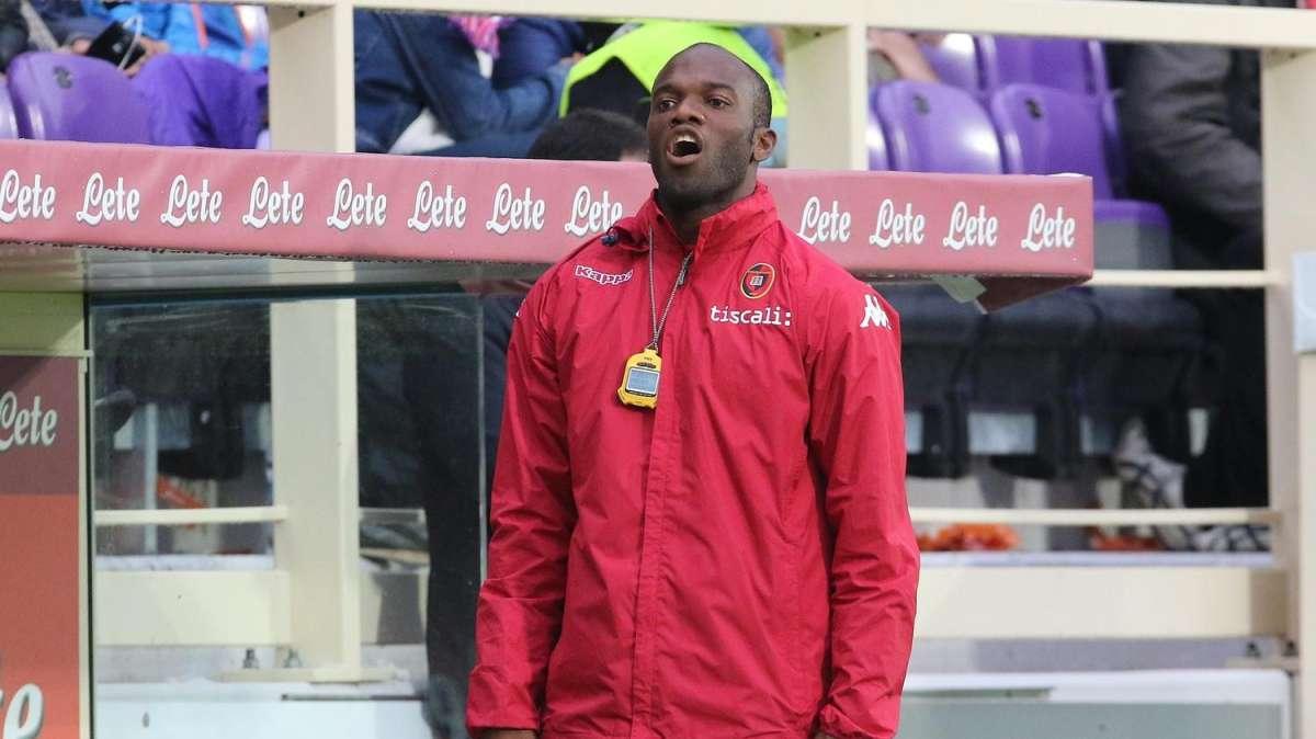 Cagliari, Suazo: "Con mister Ivo Pulga avventura stupenda difendendo questi colori meravigliosi"