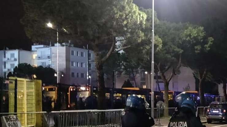 LIVE TC - Maxi operazione "Frari" contro gli Sconvolts: 33 ultrà arrestati. Anche Andrea Cossu tra gli indagati (VIDEO)